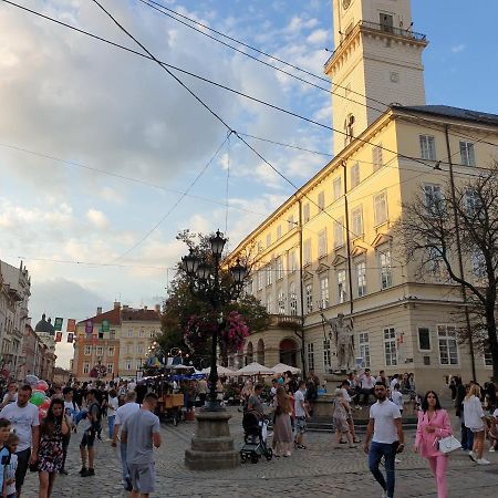Cozy Apartment, 5Mins To Opera Lviv Luaran gambar
